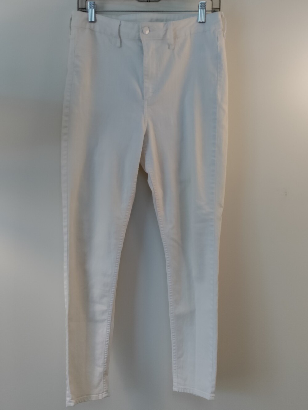 H&M White Skinny Jeans Size 30